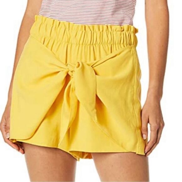 BCBGeneration Tie-Front Shorts Yellow- Size XS - Picture 1 of 11